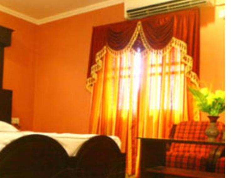 Hotel Priya Chengannur 部屋 写真