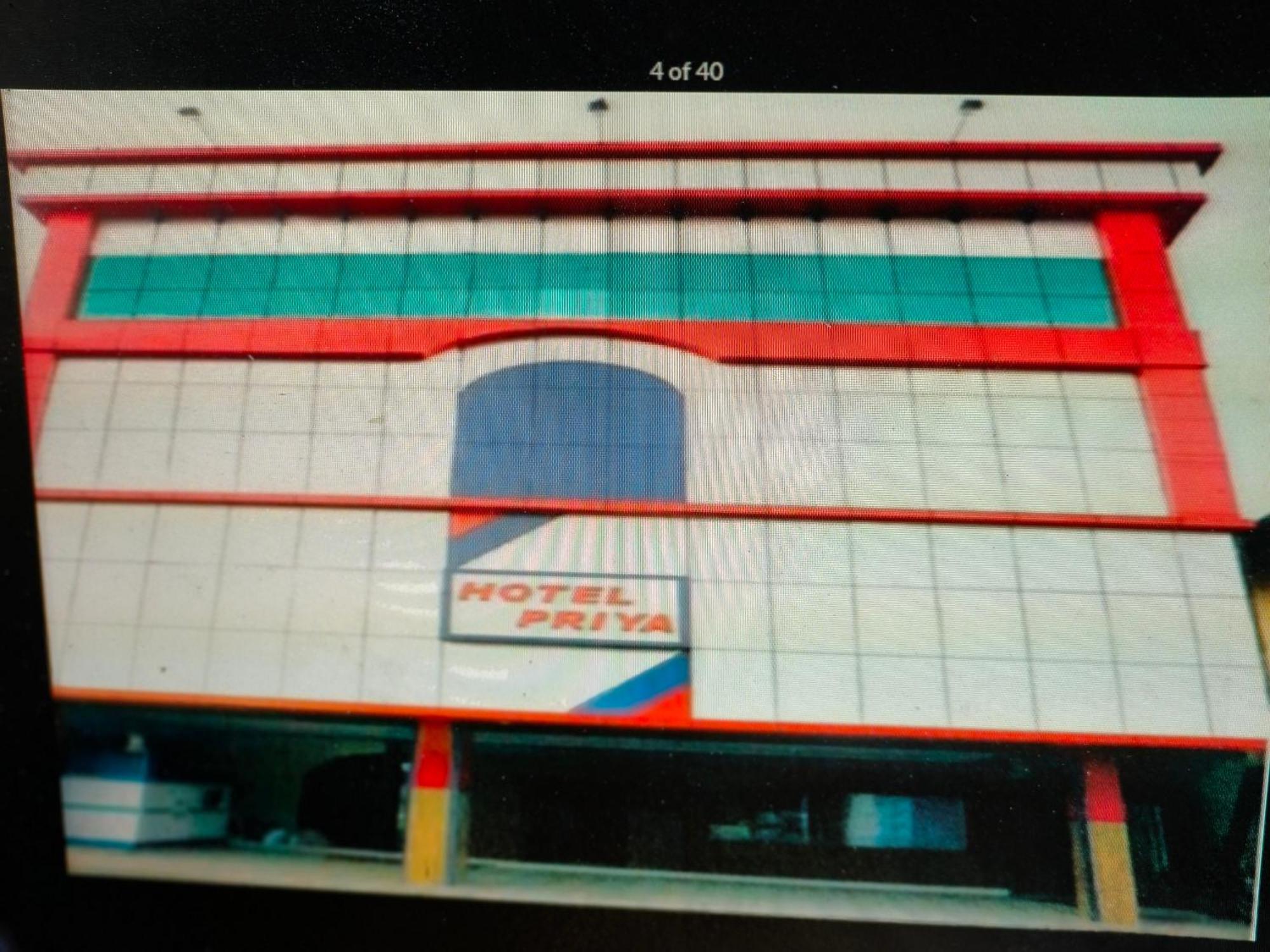 Hotel Priya Chengannur エクステリア 写真
